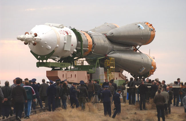 Rollout of a Soyuz TMA-2 Aboard an R7 Rocket