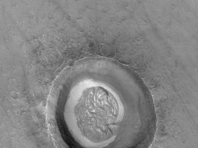 Brain Crater on Mars