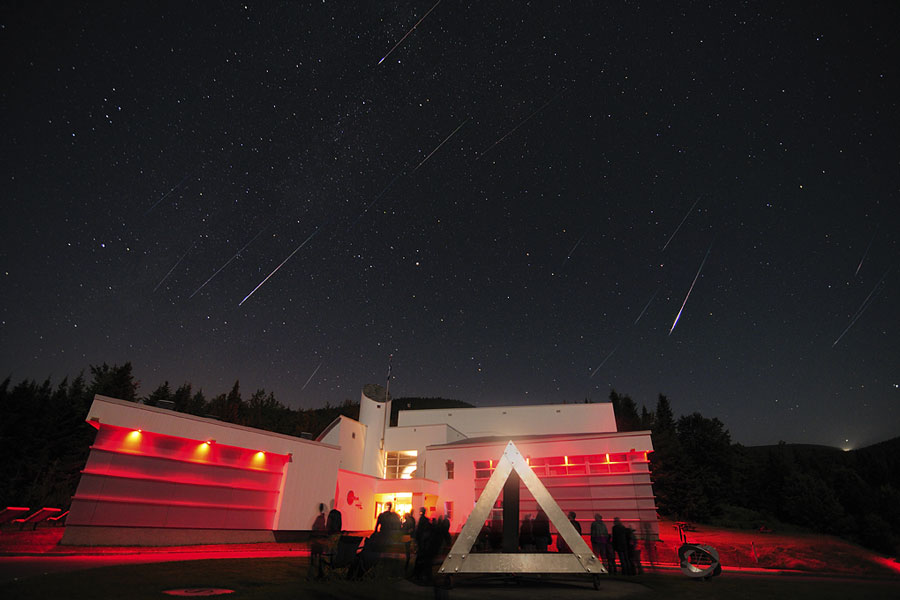 Meteors Over Quebec