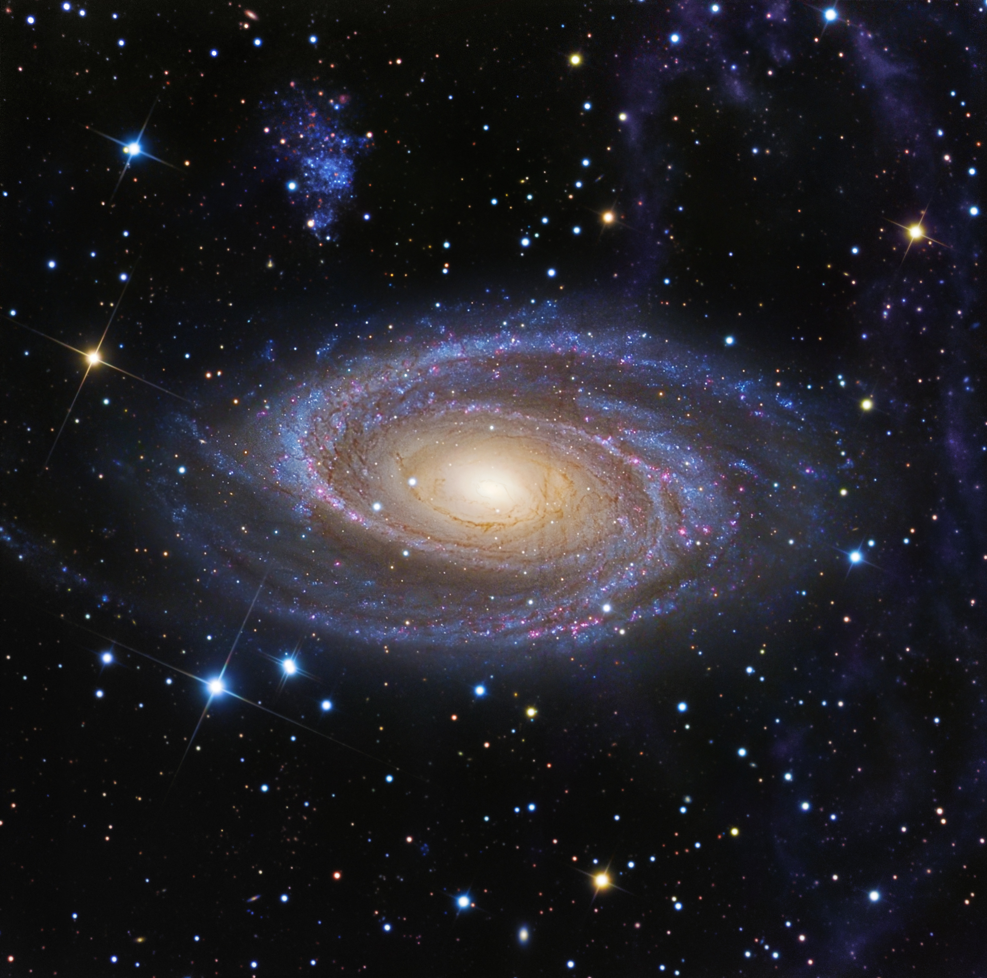 M81 and Arp's Loop