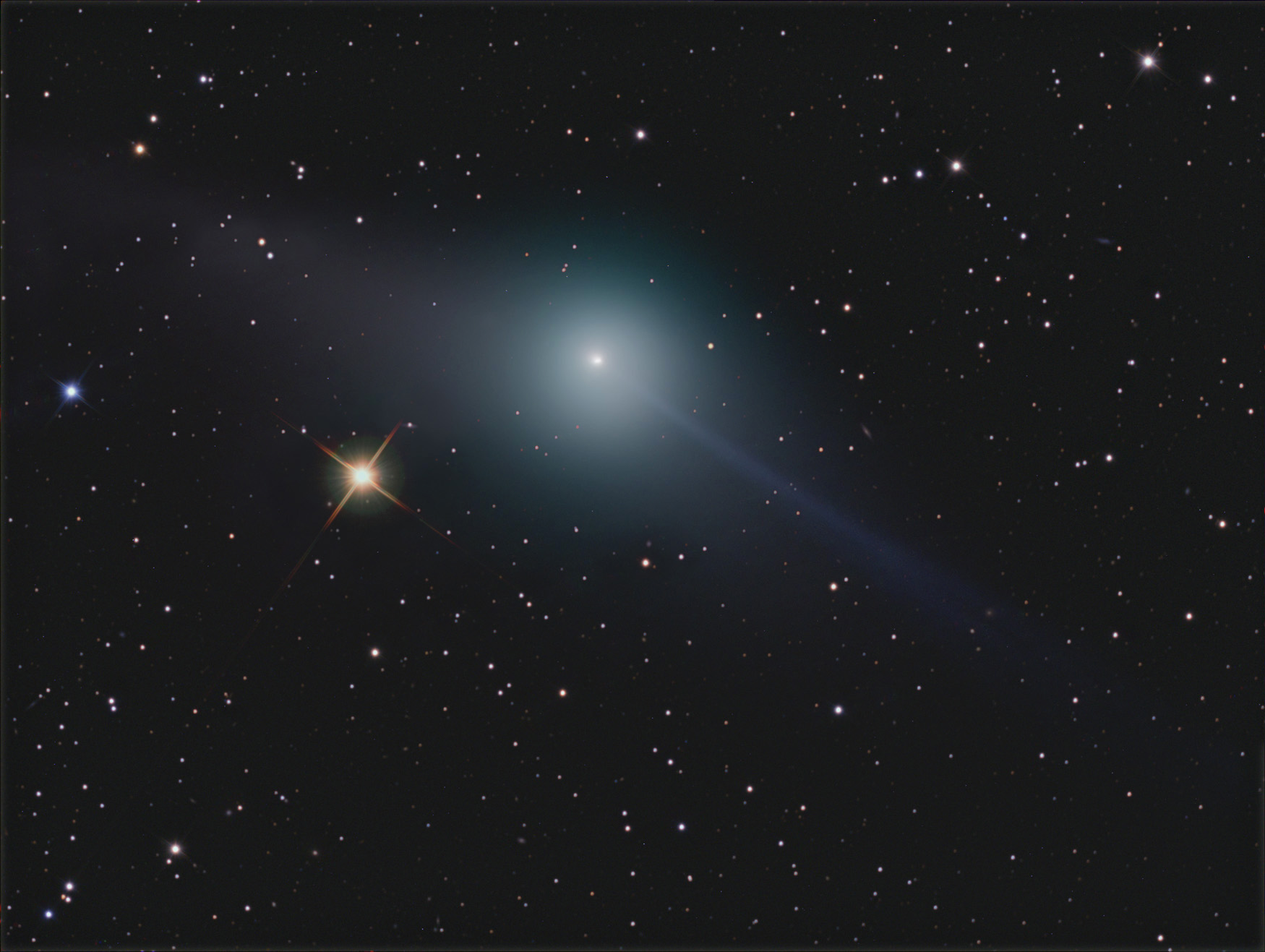 The Opposing Tails of Comet Garradd