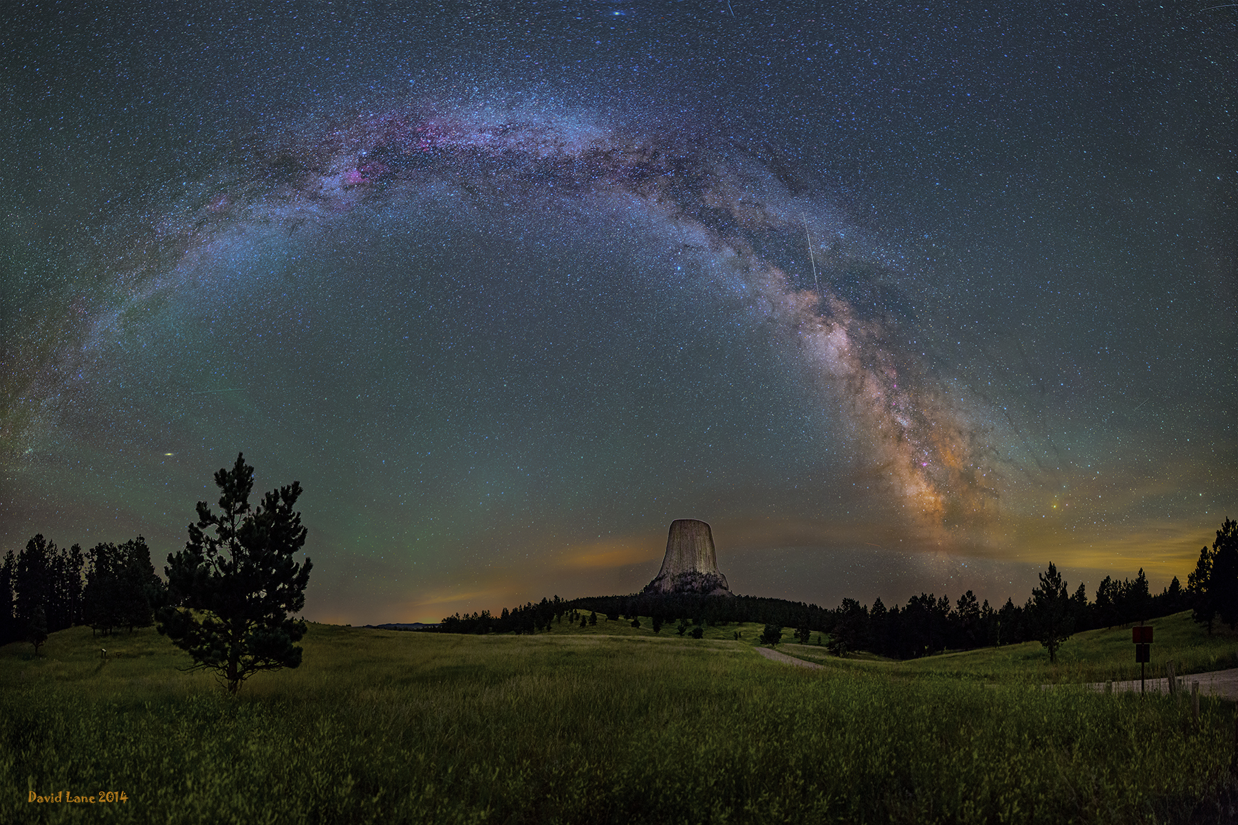 Milky Way over Devils Tower