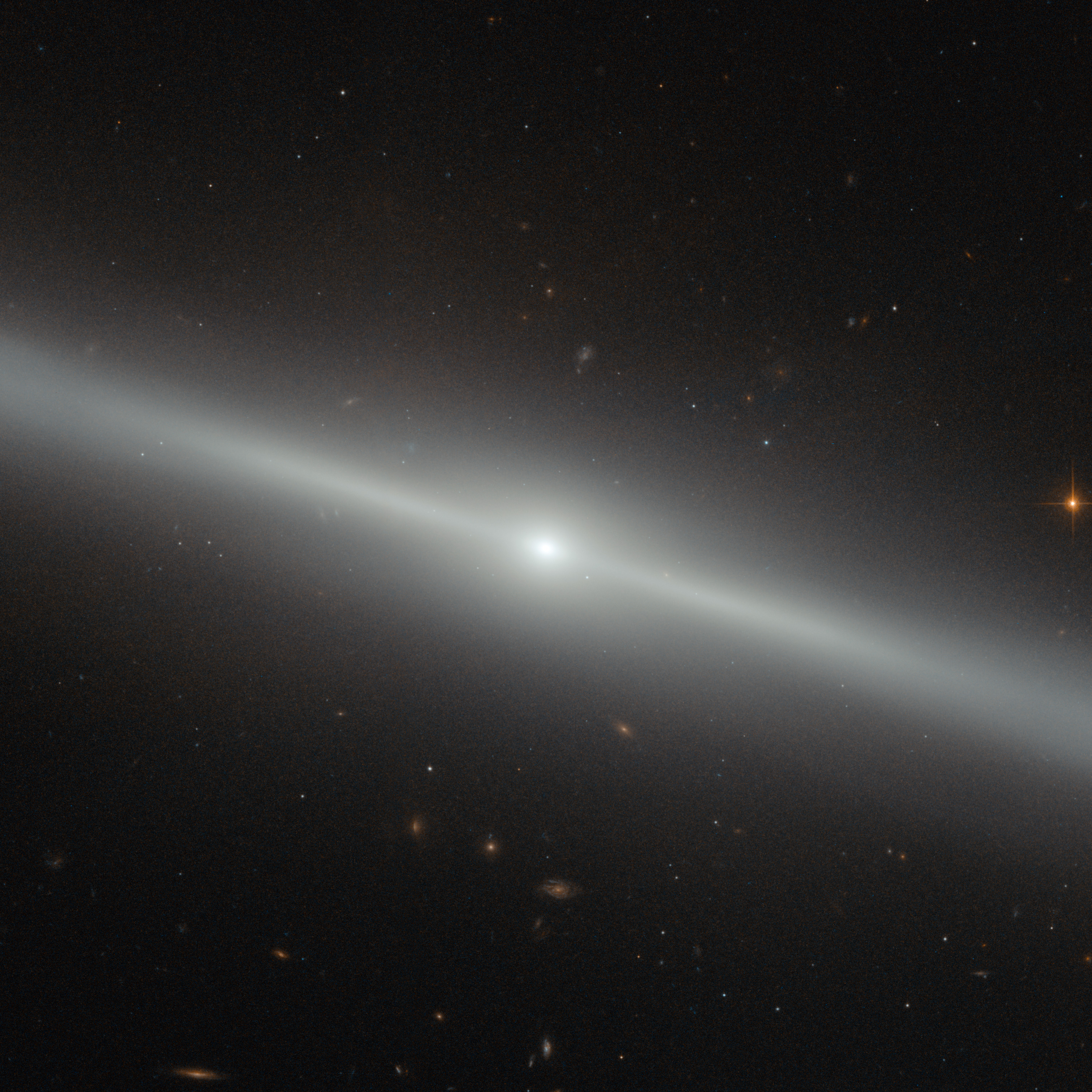 NGC 4762: A Galaxy on the Edge