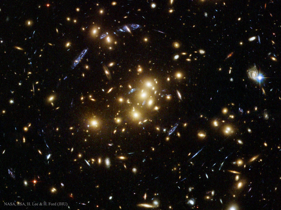 Giant Cluster Bends, Breaks Images