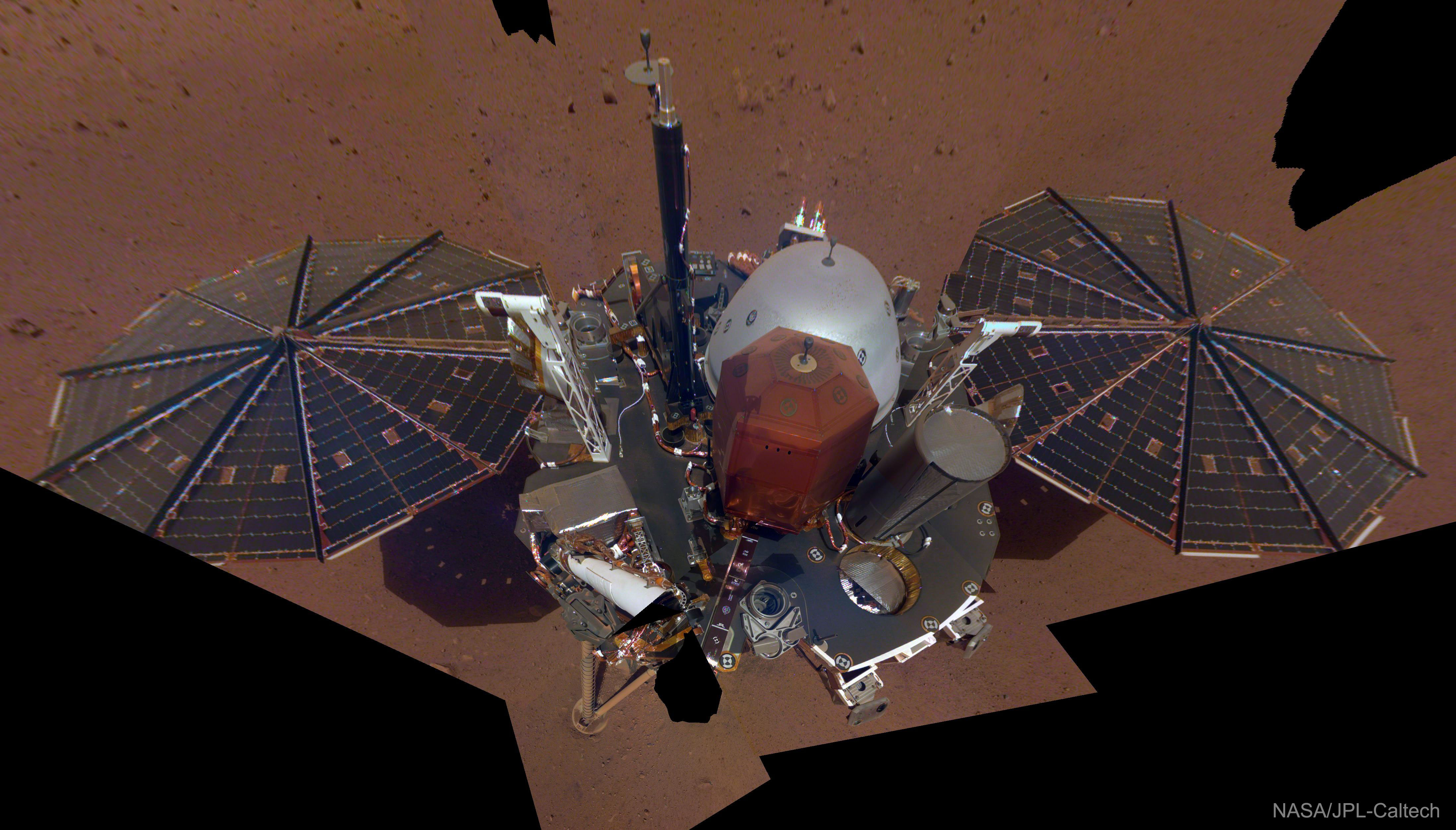 InSight Lander Takes Selfie on Mars
