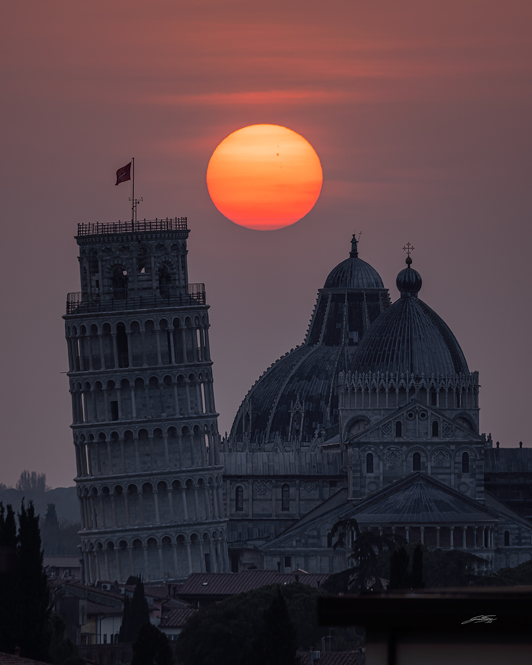 Leaning Tower, Active Sun