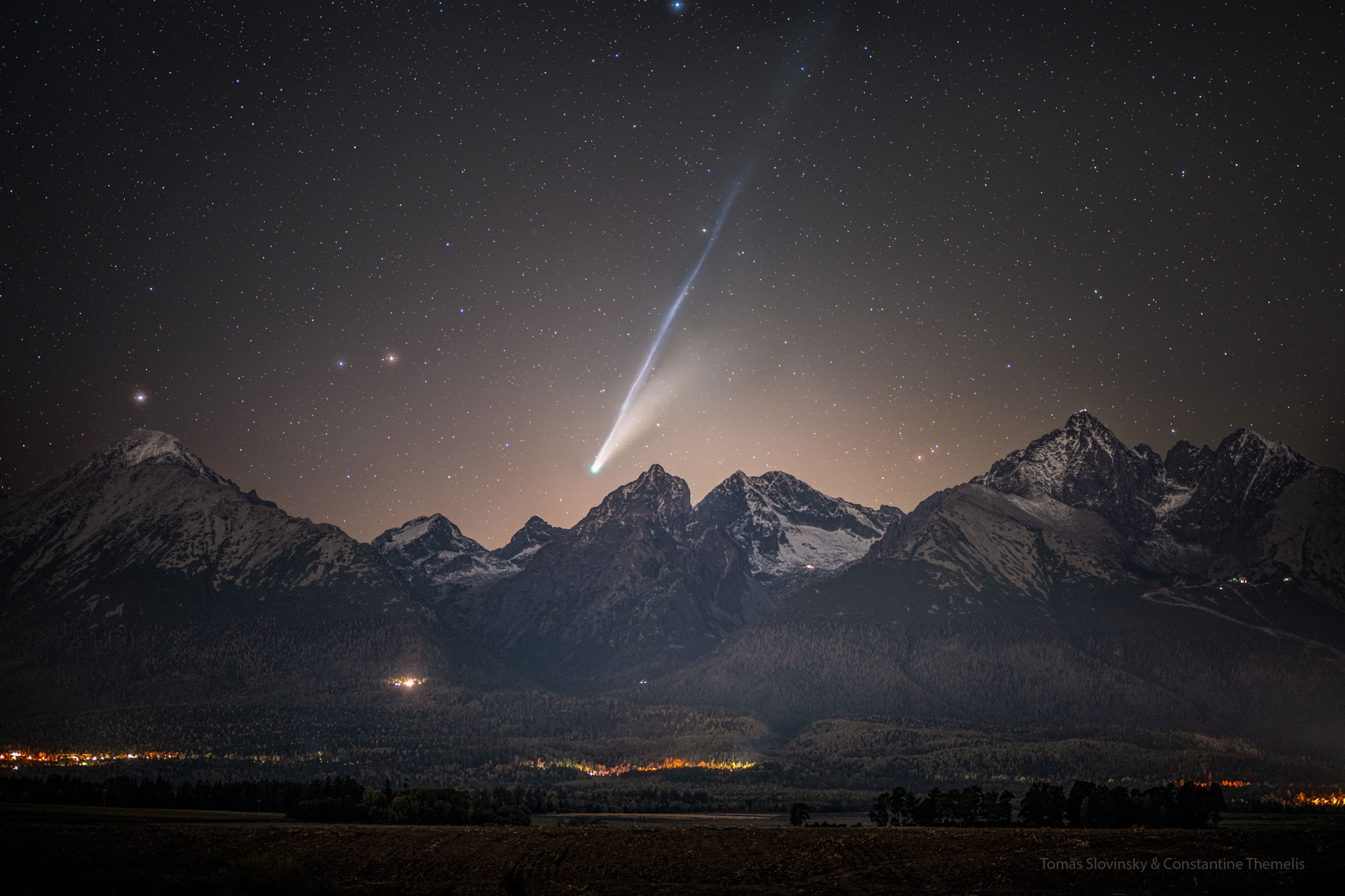 Comet Lemmon over the High Tatras