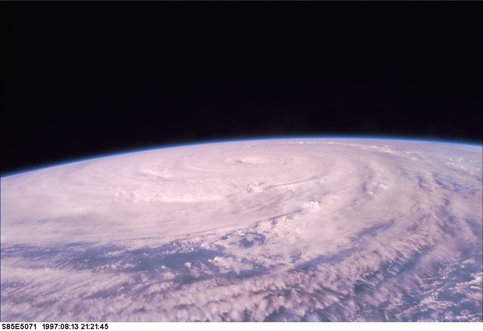 Super Typhoon Winnie