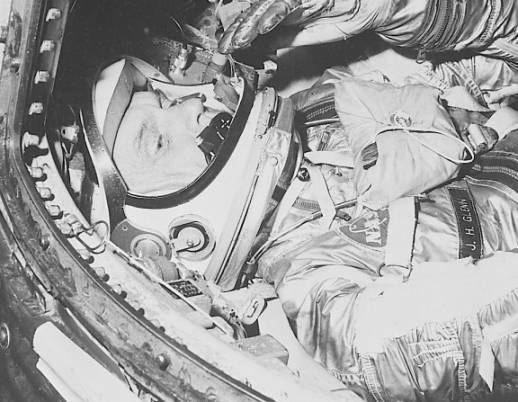 John Glenn: Friendship 7 To Discovery