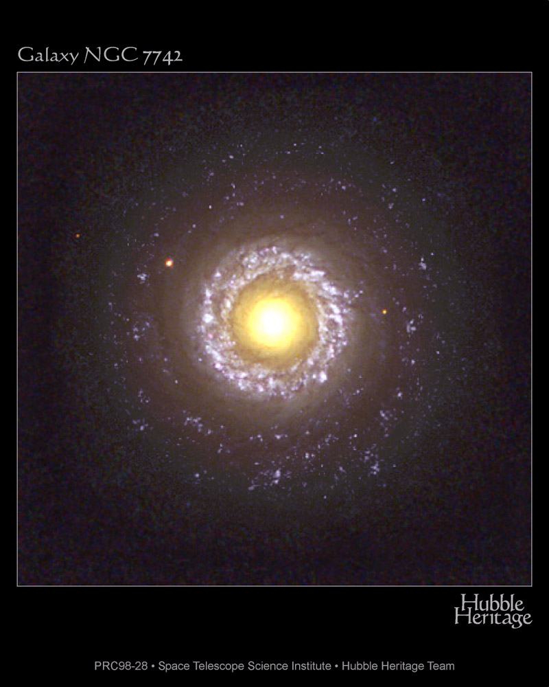 Seyfert Galaxy NGC 7742
