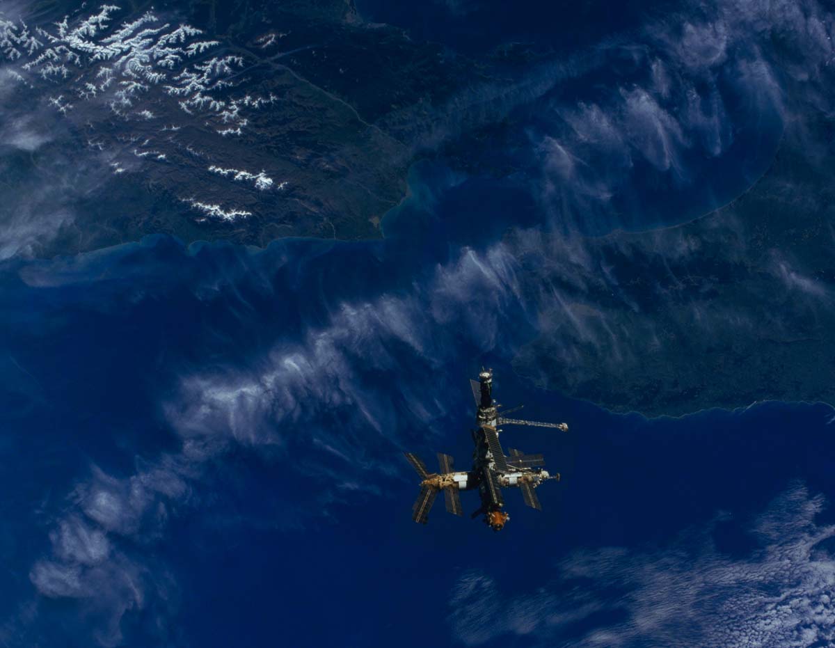 Mir Over New Zealand
Credit: